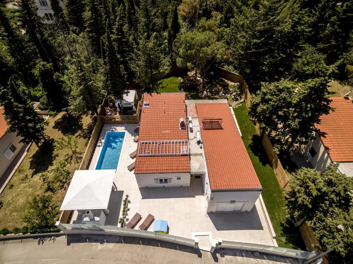 Luxury Villa With A Swimming Pool Split - 13408 Dış mekan fotoğraf